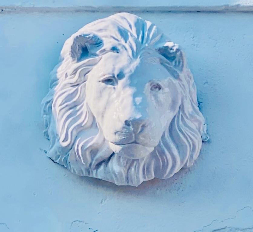 The Lazy Lion - Spacious 2 Bedroom - Town Centre Holiday Home Apartment Port Glasgow Εξωτερικό φωτογραφία